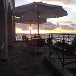 Travlos Apartmanhotel