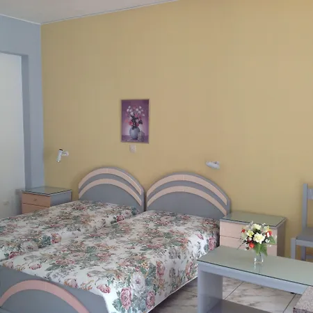 Travlos Eleios-Pronnoi