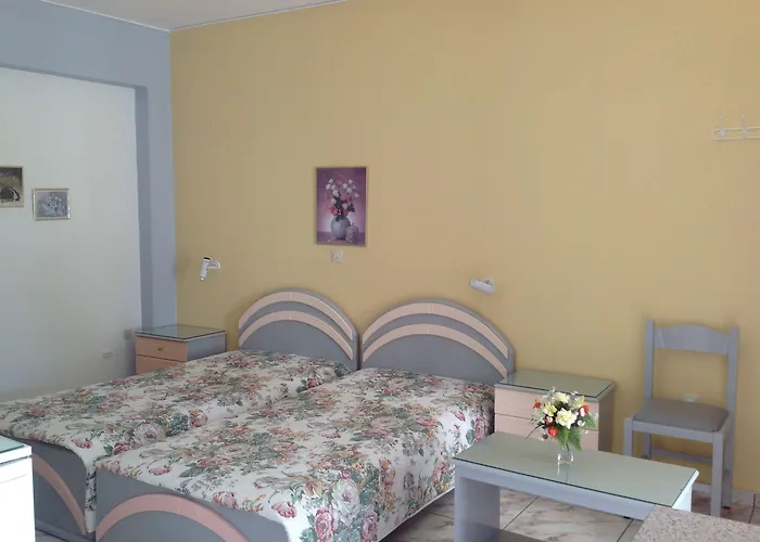 Travlos Eleios-Pronnoi